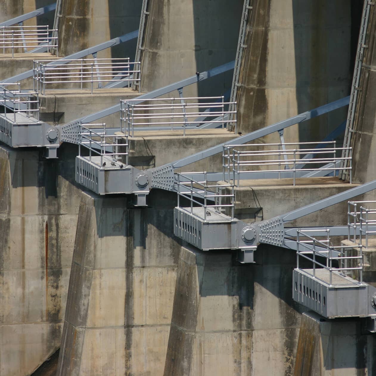 Paragon Construction Services Tainter Gate Design